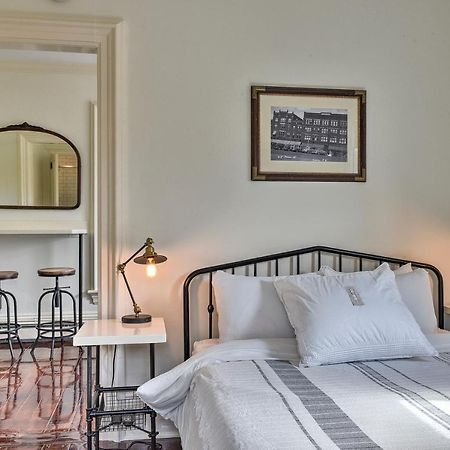The Burrell House Hotel Keene Buitenkant foto