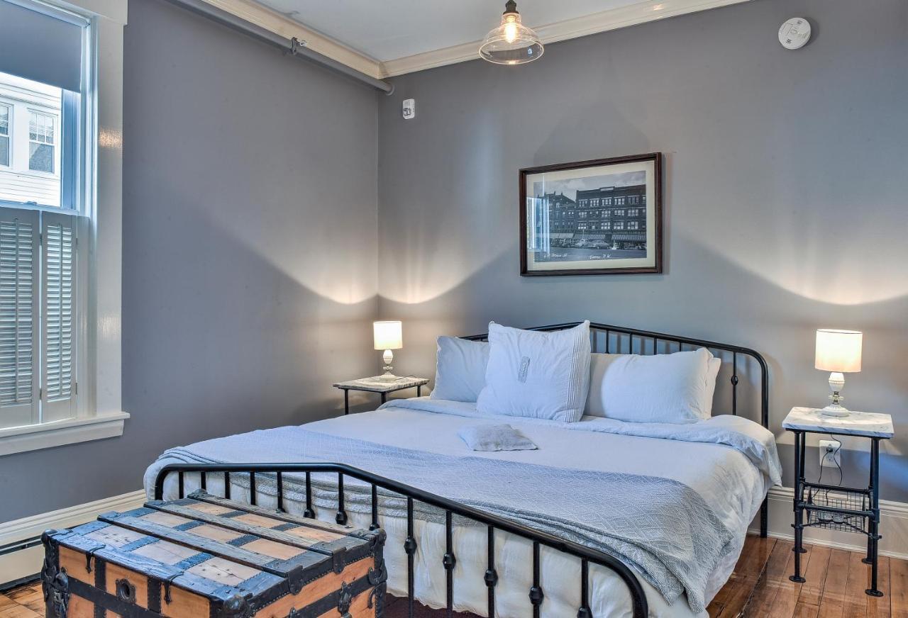The Burrell House Hotel Keene Buitenkant foto