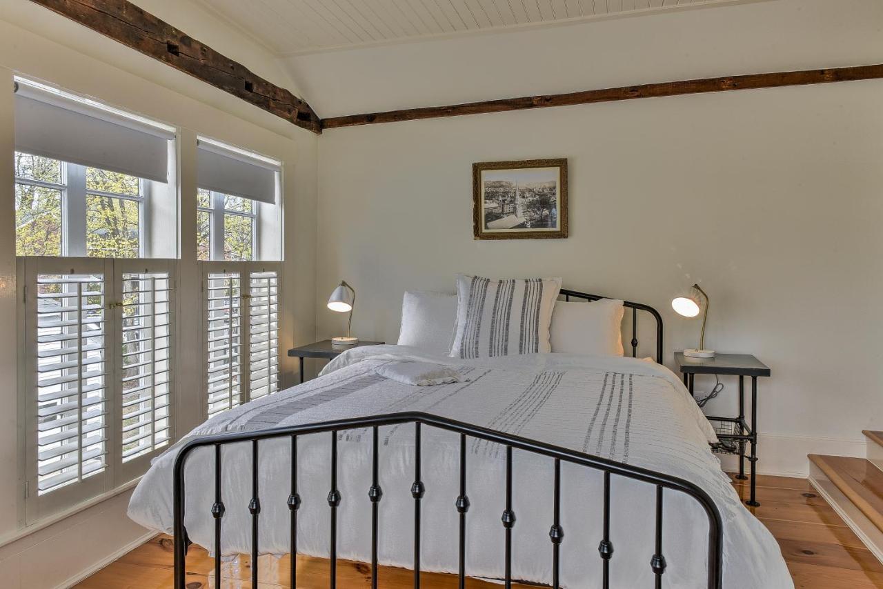 The Burrell House Hotel Keene Buitenkant foto